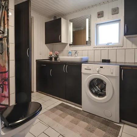 Gorgeous Home In Spottrup *