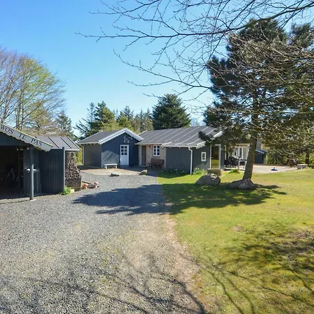 度假居 Three-bedroom In *