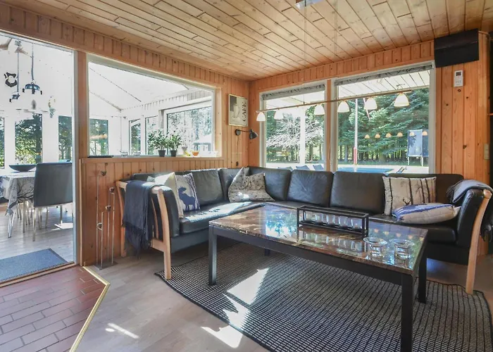 Three-bedroom In Vakantiehuis *