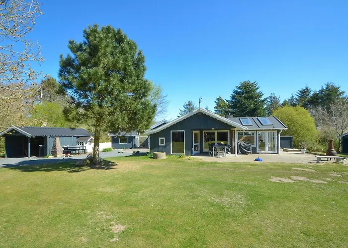 Three-bedroom In * Spottrup